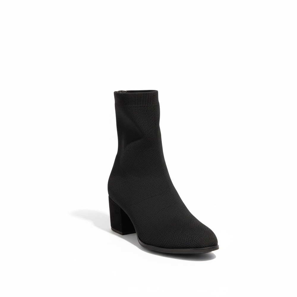 Eileen Fisher Black Crepe Stretch Boots